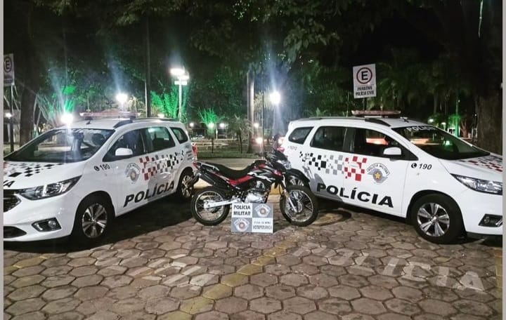 Motocicleta Furtada Recuperada Pela Pol Cia Militar De Votuporanga